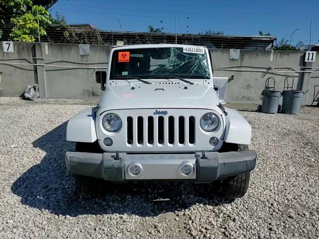 2015 Jeep Wrangler - Image 14