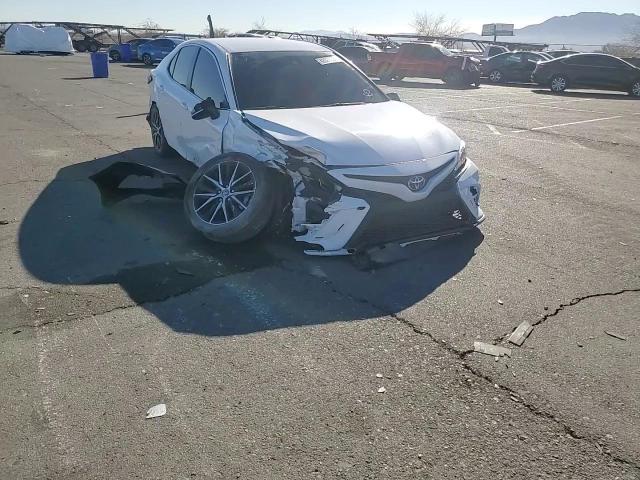 2024 Toyota Camry - Image 11