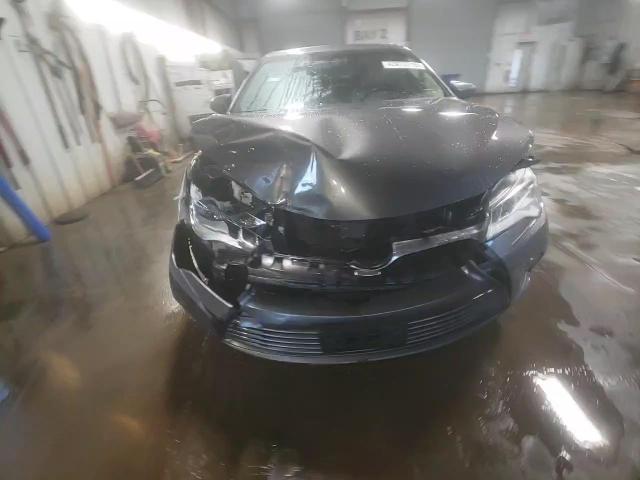 2016 Toyota Camry - Image 13
