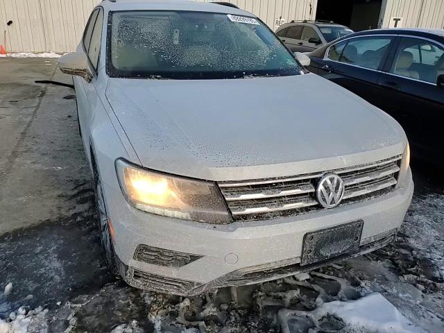 2018 Volkswagen Tiguan - Image 14