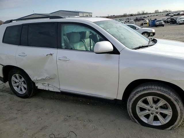 2012 Toyota Highlander - Image 11