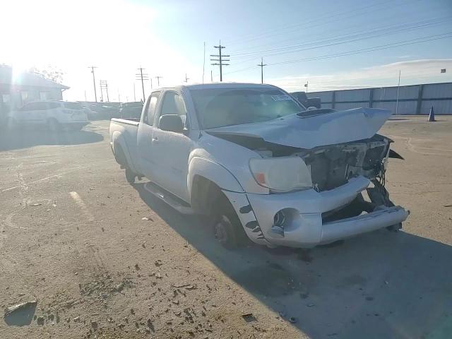 2006 Toyota Tacoma - Image 11