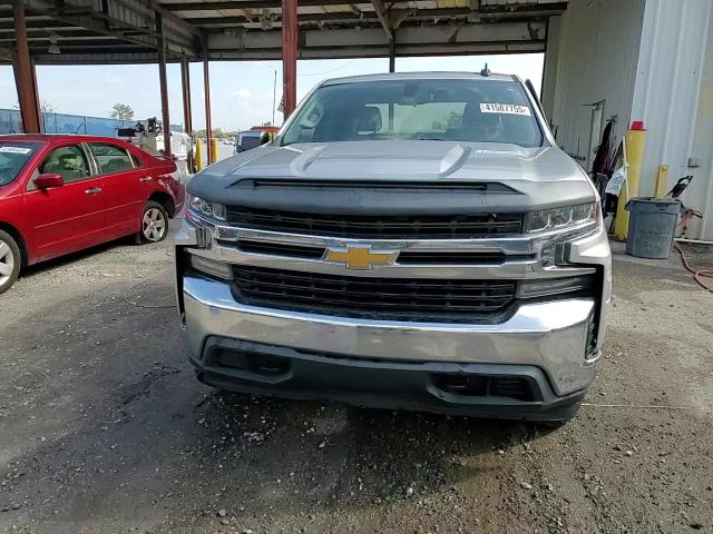 2020 Chevrolet Silverado - Image 13