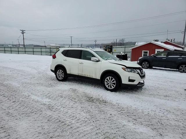 2017 Nissan Rogue - Image 12