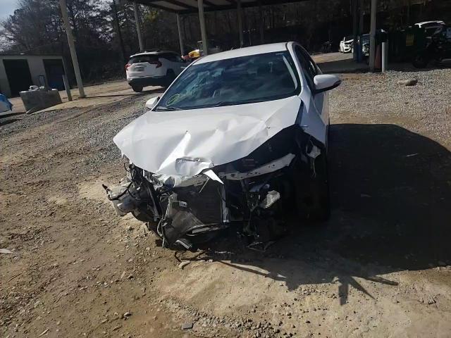 2019 Toyota Corolla - Image 10