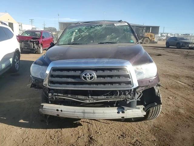2014 Toyota Sequoia - Image 11