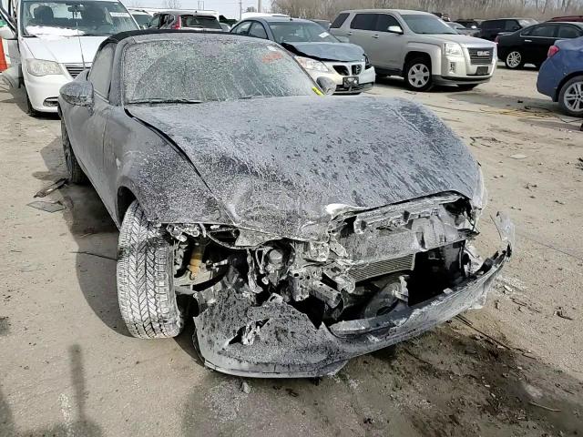 2019 Mazda MX-5 - Image 13