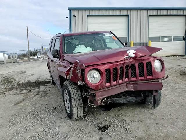 2016 Jeep Liberty (Patriot) - Image 12
