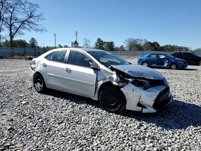2018 Toyota Corolla - Image 11