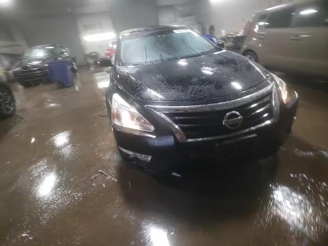 2013 Nissan Altima - Image 13