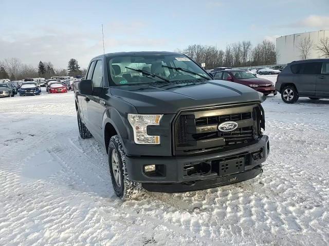 2016 Ford F-150 - Image 13