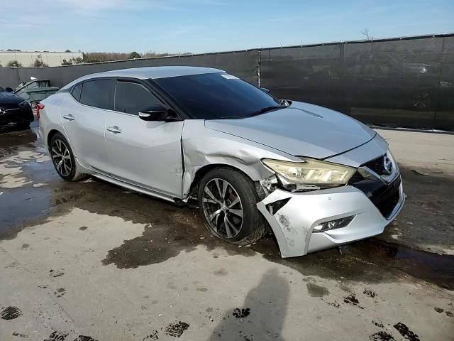 2018 Nissan Maxima - Image 13