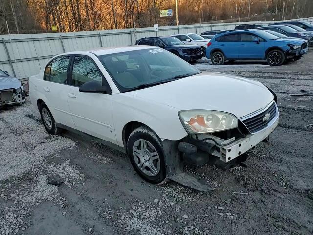 2008 Chevrolet Malibu - Image 11