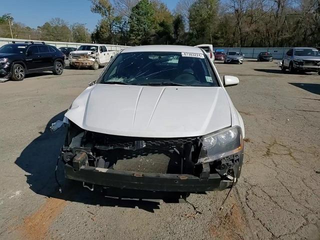 2013 Dodge Avenger - Image 10