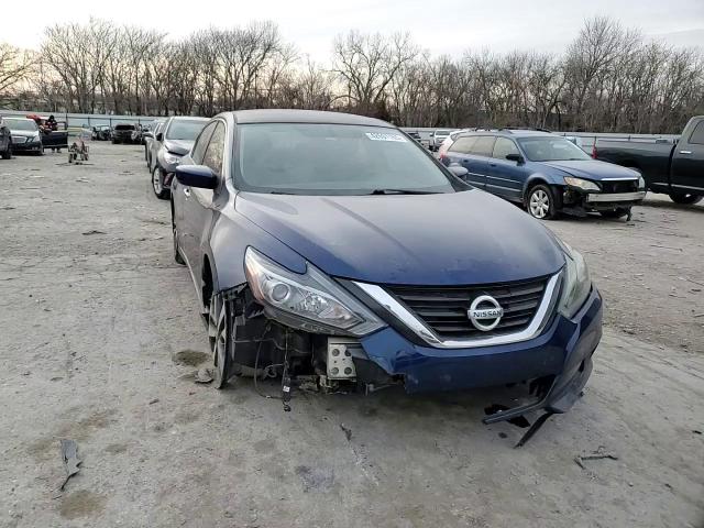 2016 Nissan Altima - Image 11