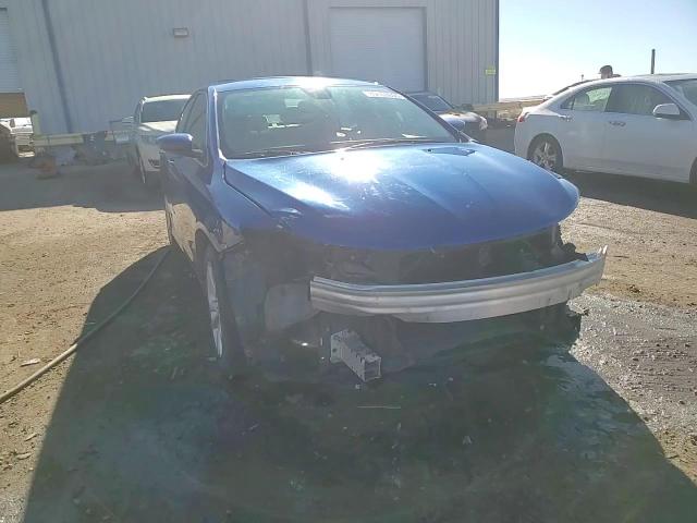 2015 Chrysler 200 - Image 14