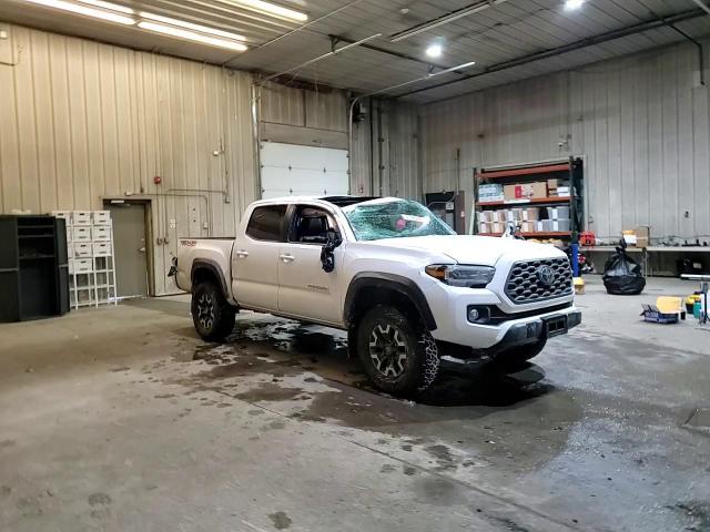 2022 Toyota Tacoma - Image 10