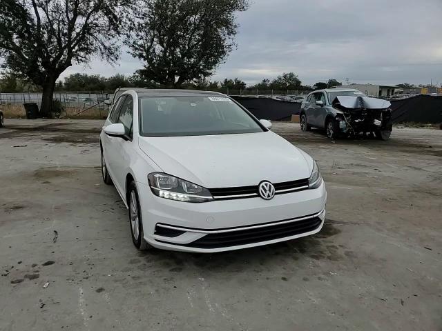 2020 Volkswagen Golf - Image 11