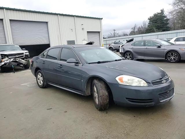 2009 Chevrolet Impala - Image 10