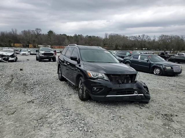 2017 Nissan Pathfinder - Image 14