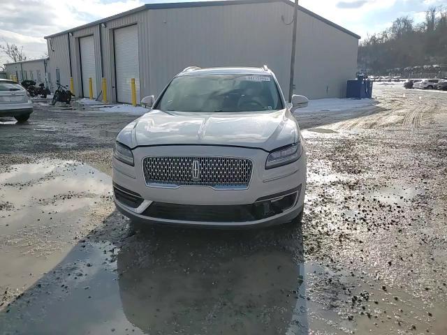 2020 Lincoln Nautilus - Image 14