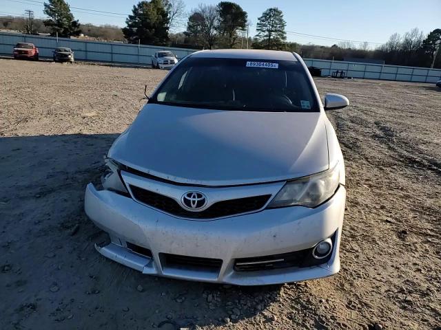 2013 Toyota Camry - Image 11