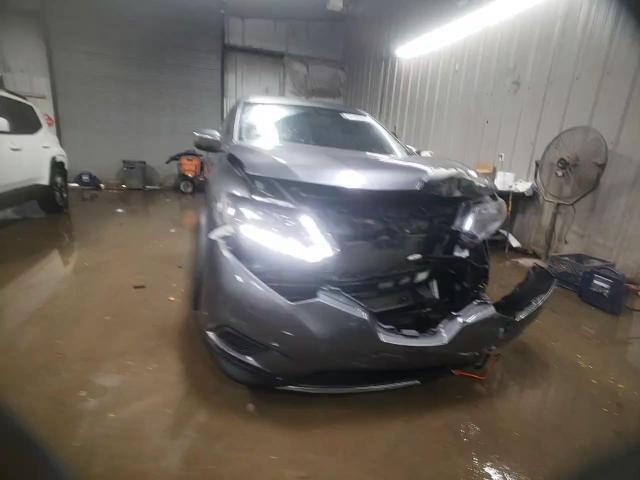 2016 Nissan Rogue - Image 14