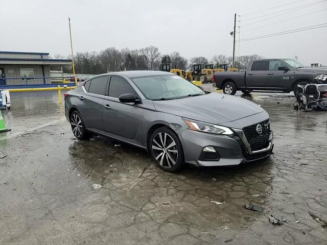 2019 Nissan Altima - Image 11