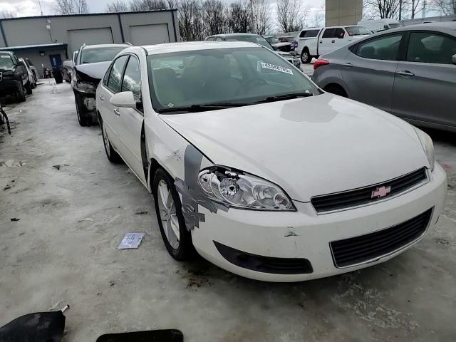 2008 Chevrolet Impala - Image 13