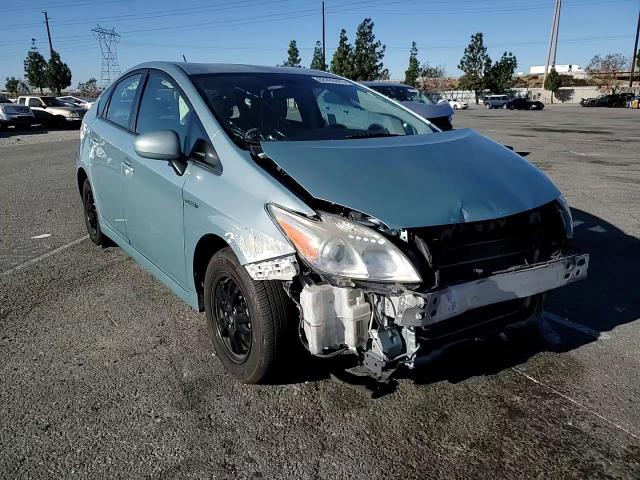 2015 Toyota Prius - Image 10