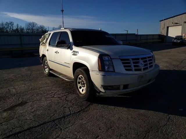 2009 Cadillac Escalade - Image 12