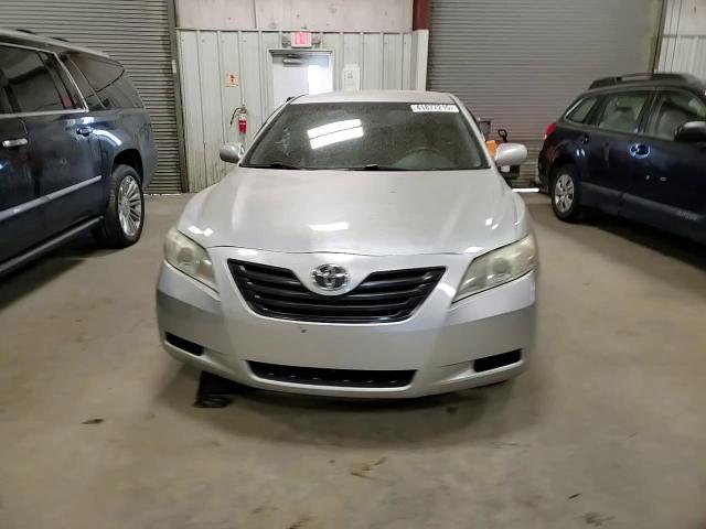 2009 Toyota Camry - Image 10