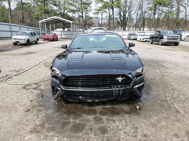 2019 Ford Mustang - Image 13