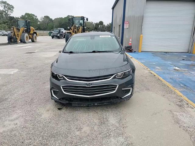 2017 Chevrolet Malibu - Image 10