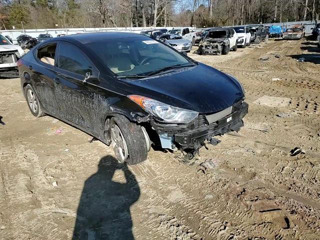 2013 Hyundai Elantra - Image 10