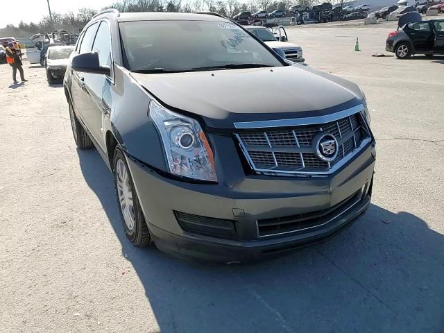 2010 Cadillac SRX - Image 11