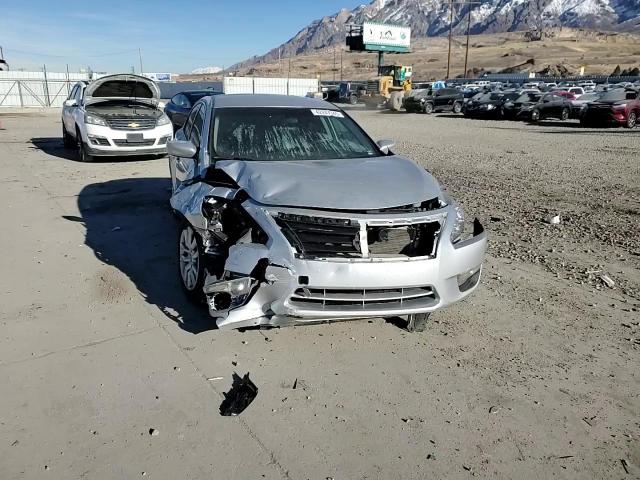 2015 Nissan Altima - Image 10