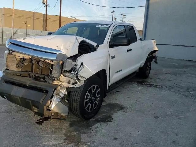2017 Toyota Tundra - Image 11