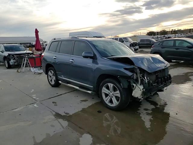 2012 Toyota Highlander - Image 15