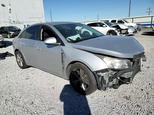 2013 Chevrolet Cruze - Image 12