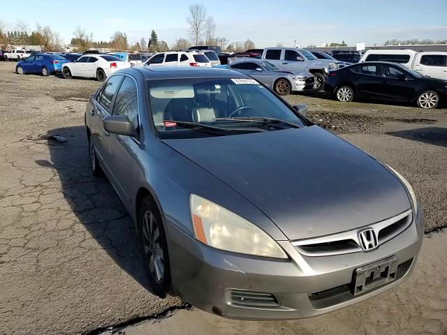 2006 Honda Accord - Image 11