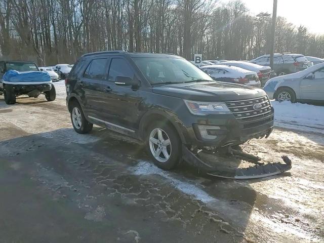 2017 Ford Explorer - Image 14