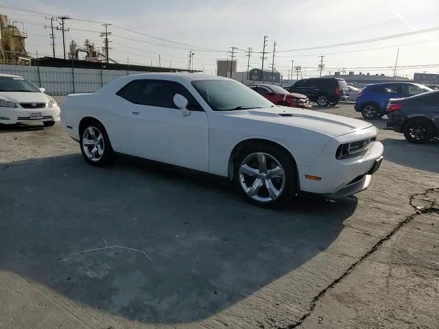 2013 Dodge Challenger - Image 11