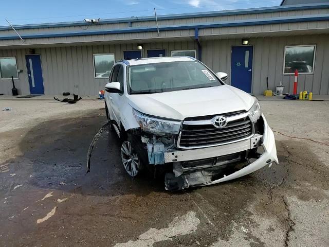 2015 Toyota Highlander - Image 14