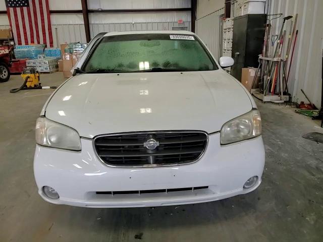 2001 Nissan Maxima - Image 10