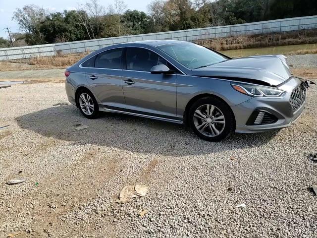 2018 Hyundai Sonata - Image 11