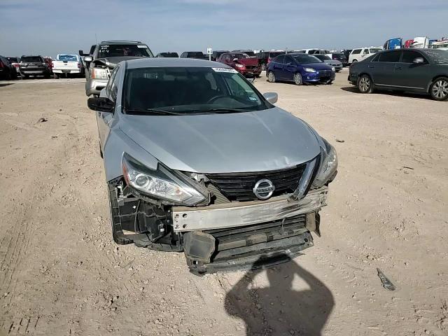 2016 Nissan Altima - Image 11