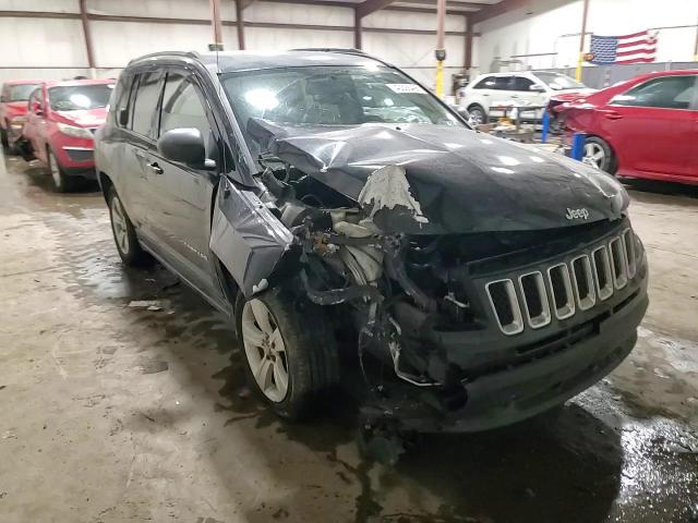 2017 Jeep Compass - Image 15