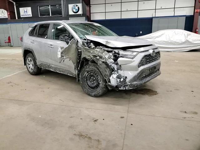 2023 Toyota RAV 4 - Image 12