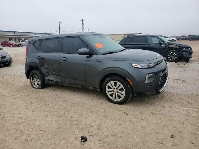 2022 Kia Soul - Image 11